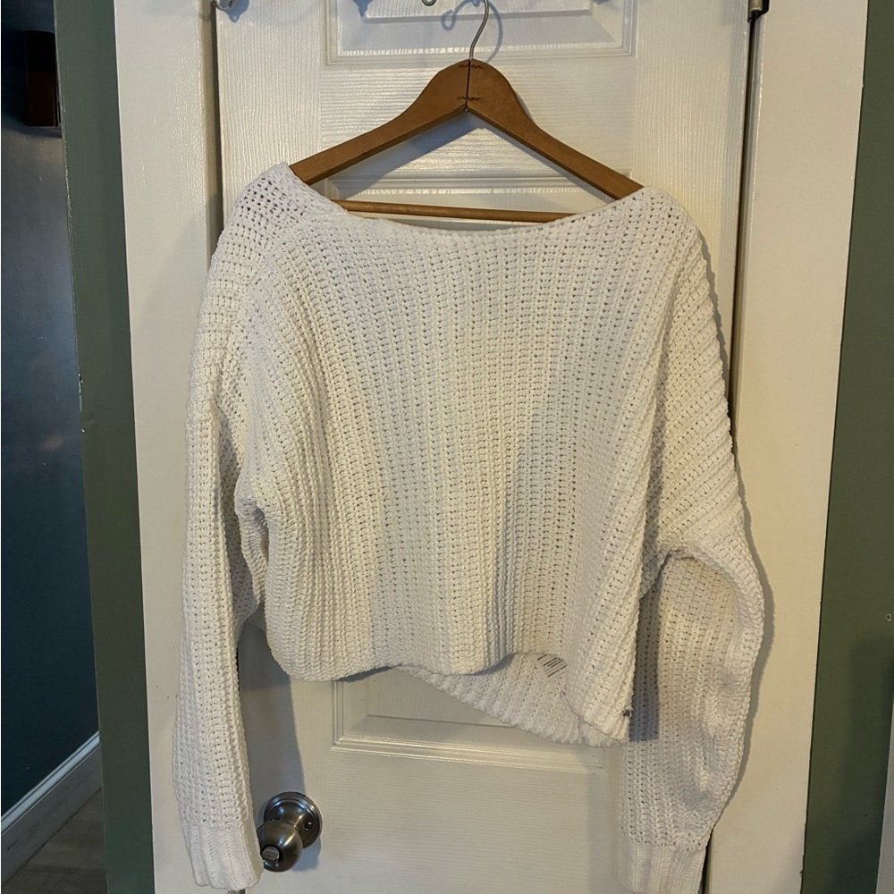 Hollister Off-the-Shoulder White Sweater